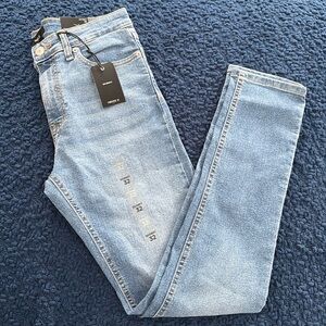 Forever 21 skinny jeans